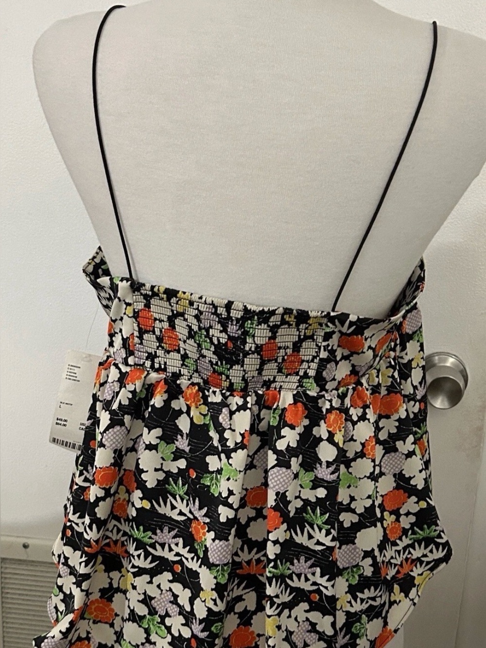URBAN OUTFITTERS Floral Spaghetti-Strap Peplum Top
LIKE NEW ORIGINAL PRICE - Picture 6 of 13